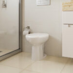 Vaso Sanitário Convencional Branco Saída Vertical Eco Plus - Celite - Imagem 2